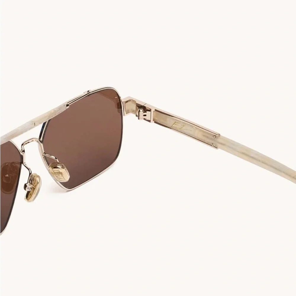 [DEZI] BRAND NEW DEZI EYEWEAR EZ SUNGLASSES IN LIMESTONE/COGNAC - Picture 5 of 9
